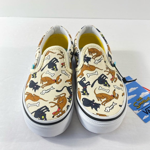 Vans x The Simpsons Classic Slip-On Sneakers - Picture 5 of 6